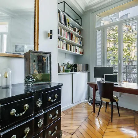 Bright Modern Flat Near The Louvre Museum *